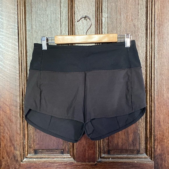 Lululemon Speed Up Shorts, High Rise 2.5” - Picture 1 of 4